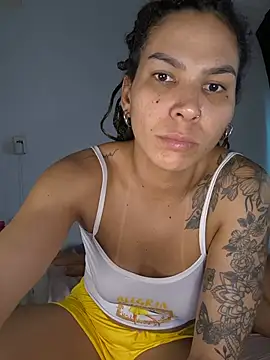 casalfogoegasolina online show from July 13, 7:05 pm
