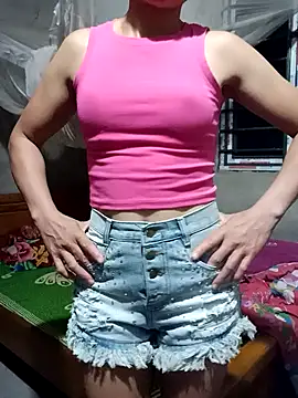 Snapshot of Ethan-2 chatting on July 31, 1:54 pm Ethan-2 online show from July 31, 1:54 pm