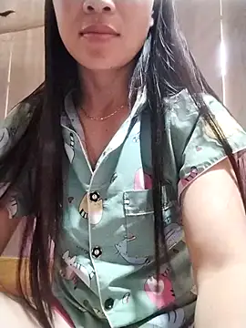 Myy sexy online show from August 4, 9:45 am