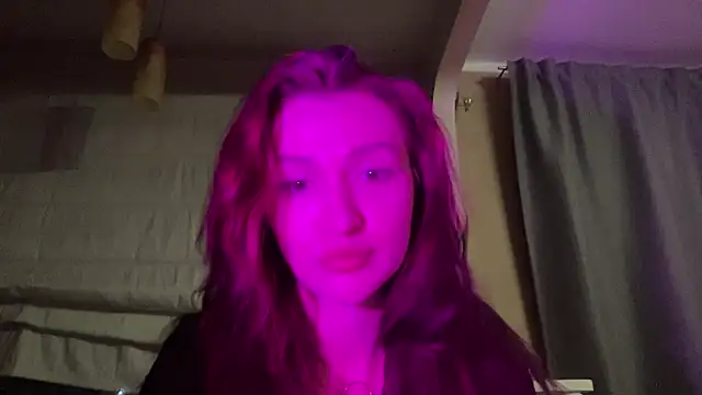 Snapshot of Nolenne chatting on June 27, 10:37 pm Nolenne online show from June 27, 10:37 pm