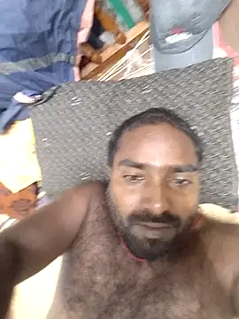Snapshot of TinyBoy27 chatting on July 22, 6:22 pm TinyBoy27 online show from July 22, 6:22 pm