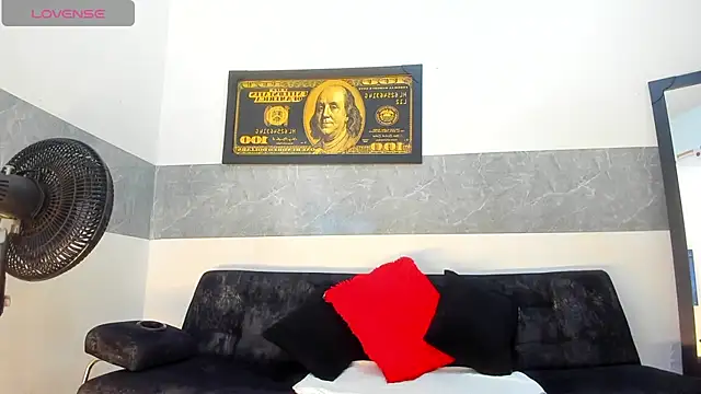 Snapshot of stacyfoxxx chatting on July 10, 9:39 pm stacyfoxxx online show from July 10, 9:39 pm