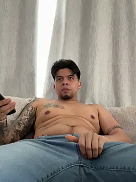 Sualazar online show from April 11, 8:02 pm