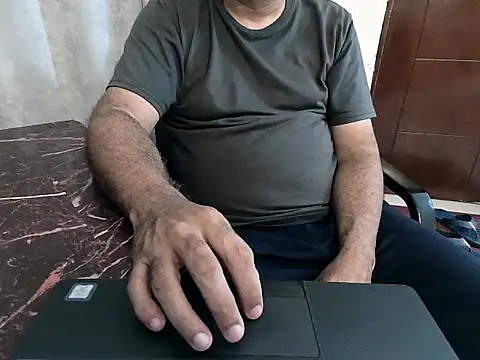 Snapshot of desipapaxx chatting on July 21, 9:17 pm desipapaxx online show from July 21, 9:17 pm