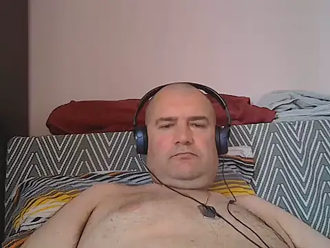 Snapshot of CristianDaniel78 chatting on June 27, 7:24 am CristianDaniel78 online show from June 27, 7:24 am