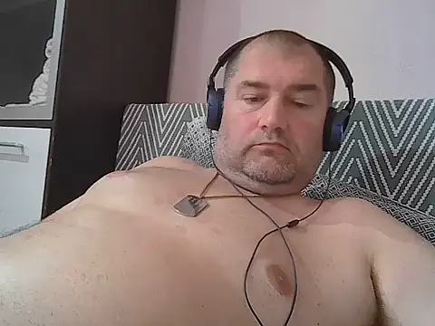 Snapshot of CristianDaniel78 chatting on July 8, 4:22 pm CristianDaniel78 online show from July 8, 4:22 pm