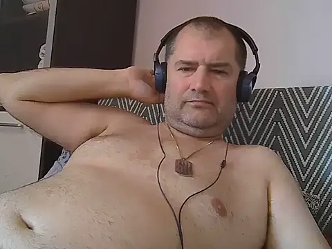 Snapshot of CristianDaniel78 chatting on July 18, 7:01 am CristianDaniel78 online show from July 18, 7:01 am