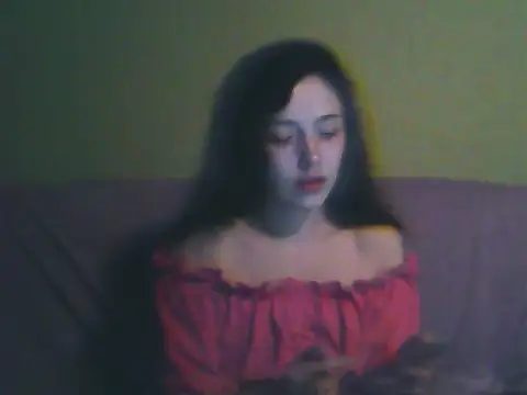 Snapshot of Corilyn chatting on July 9, 7:40 pm Corilyn online show from July 9, 7:40 pm