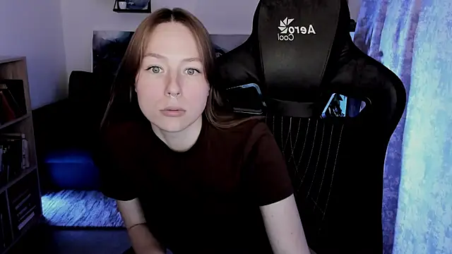 DamnWitchh online show from June 25, 10:53 am
