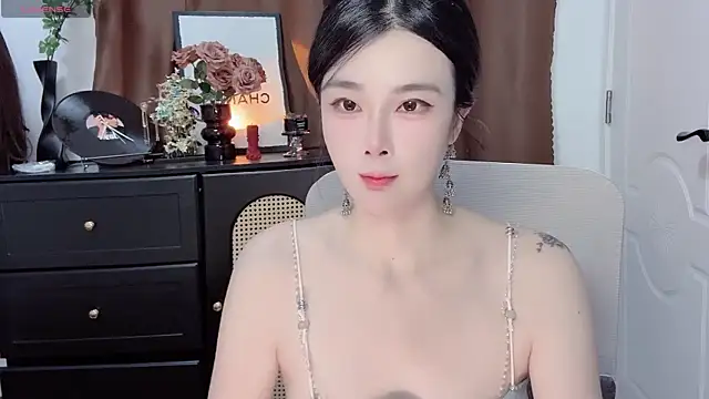 Snapshot of Guokoi chatting on August 5, 11:50 pm Guokoi online show from August 5, 11:50 pm