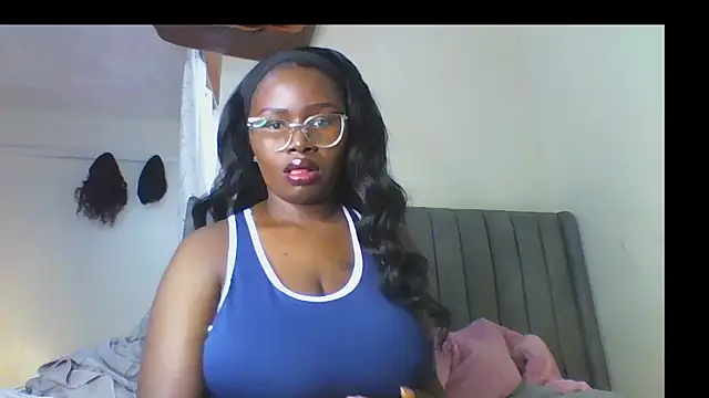 Snapshot of sexy_kityy001 chatting on June 29, 8:42 am sexy kityy001 online show from June 29, 8:42 am