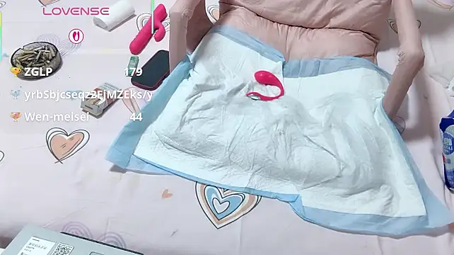 cutelyyyx online show from July 12, 6:43 pm