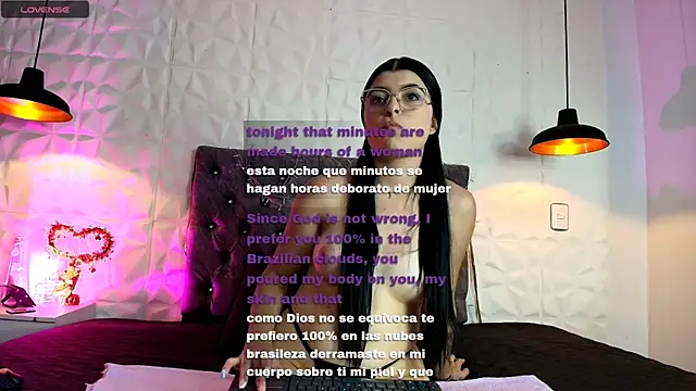 Snapshot of ariell_dl chatting on July 3, 5:19 pm ariell dl online show from July 3, 5:19 pm