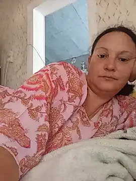 Snapshot of Irisssska chatting on July 15, 9:03 am Irisssska online show from July 15, 9:03 am