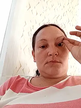 Snapshot of Irisssska chatting on July 21, 7:11 am Irisssska online show from July 21, 7:11 am