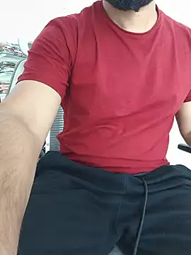Snapshot of 8inch_hunk19 chatting on July 14, 10:21 am 8inch hunk19 online show from July 14, 10:21 am