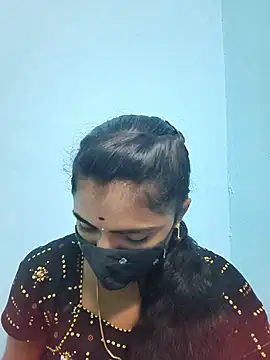 Snapshot of Megavarthinii chatting on July 5, 10:06 pm Megavarthinii online show from July 5, 10:06 pm