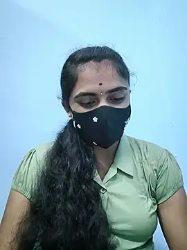 Snapshot of Megavarthinii chatting on July 28, 3:21 pm Megavarthinii online show from July 28, 3:21 pm