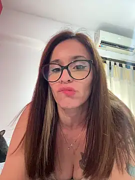 Snapshot of busty_nicole chatting on July 1, 6:40 pm busty nicole online show from July 1, 6:40 pm