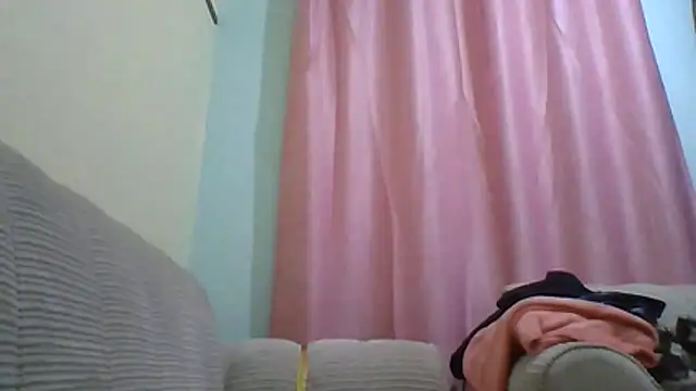 Snapshot of Savannah_Leex chatting on July 11, 3:15 pm Savannah Leex online show from July 11, 3:15 pm
