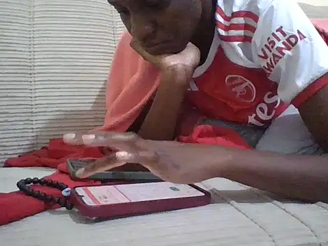 Snapshot of Savannah_Leex chatting on July 27, 6:48 pm Savannah Leex online show from July 27, 6:48 pm