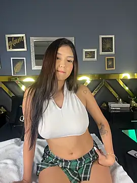 ChanelN5XXX online show from June 24, 10:31 pm