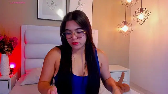 Snapshot of MarahBaker35 chatting on August 8, 12:13 am MarahBaker35 online show from August 8, 12:13 am