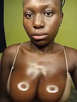 Snapshot of sweet_passion254 chatting on August 8, 1:30 am sweet passion254 online show from August 8, 1:30 am