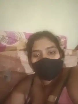 Cute-girlyy online show from July 16, 8:37 pm