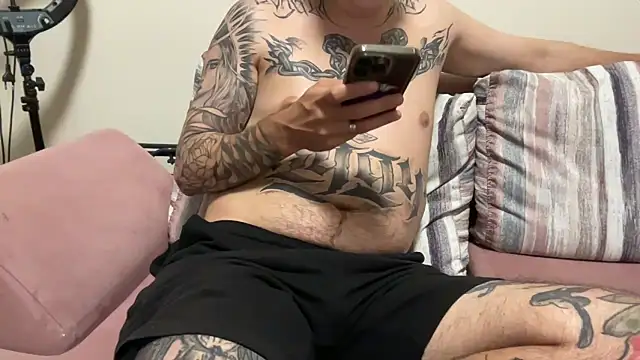 tattooboy666 online show from June 24, 7:24 pm