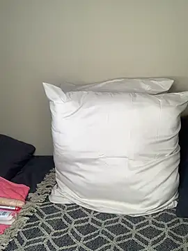 petitebunnyworxxxx online show from June 25, 1:48 pm