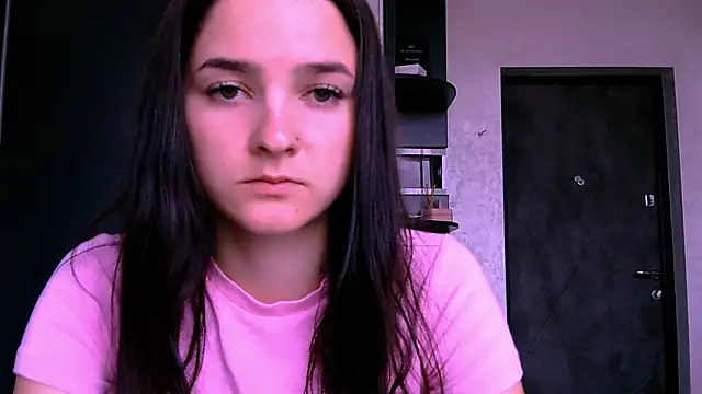 Snapshot of lole_di chatting on July 4, 5:19 pm lole di online show from July 4, 5:19 pm