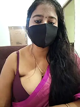 Snapshot of NISHA_-BABY chatting on July 7, 9:02 am NISHA -BABY online show from July 7, 9:02 am