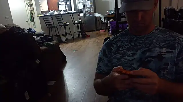 LoganBry77 online show from July 2, 12:10 am