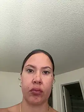 LaylaReign  online show from June 29, 8:42 pm