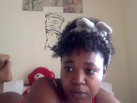 Snapshot of Luxiebaibe chatting on June 28, 9:26 am Luxiebaibe online show from June 28, 9:26 am