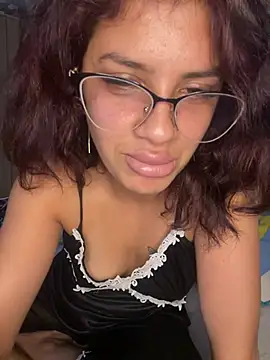BiaaSexxy online show from July 13, 6:33 pm