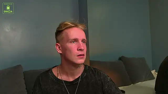 Snapshot of EdwinWilliams chatting on July 12, 10:17 am EdwinWilliams online show from July 12, 10:17 am