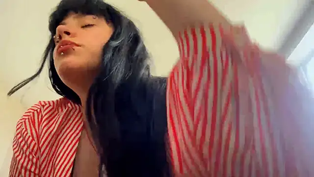 Snapshot of SoagAlexa chatting on July 9, 7:56 am SoagAlexa online show from July 9, 7:56 am