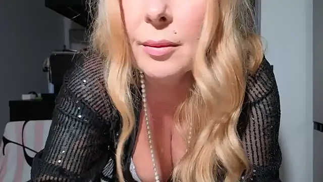 TammyJeann online show from November 9, 6:06 pm