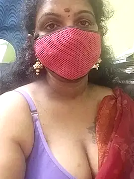 Snapshot of Poojitha-Queen chatting on July 4, 4:57 pm Poojitha-Queen online show from July 4, 4:57 pm