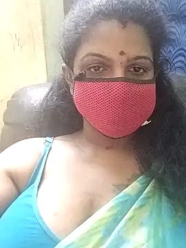 Snapshot of Poojitha-Queen chatting on July 8, 6:01 pm Poojitha-Queen online show from July 8, 6:01 pm