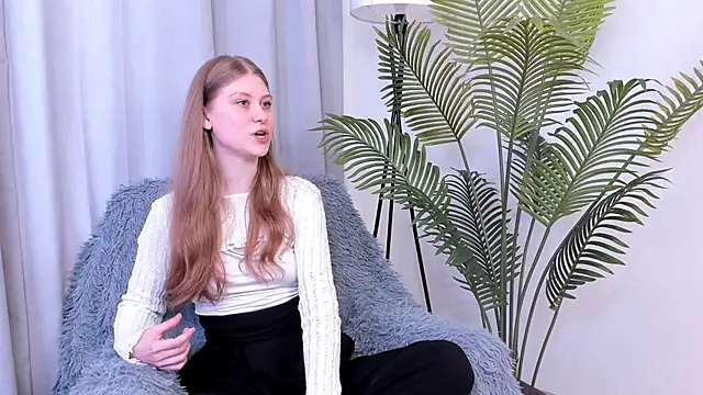 IdaliaKinnick online show from June 30, 11:44 am