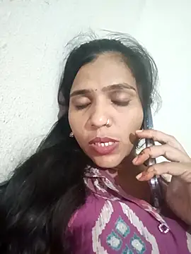 Snapshot of Hotsexysita chatting on August 4, 4:53 pm Hotsexysita online show from August 4, 4:53 pm