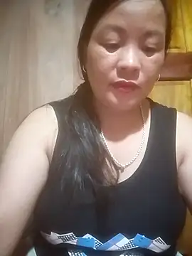 Snapshot of MinaYangon5002 chatting on July 1, 5:42 am MinaYangon5002 online show from July 1, 5:42 am