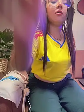 Camila cute18 online show from July 8, 2:38 am