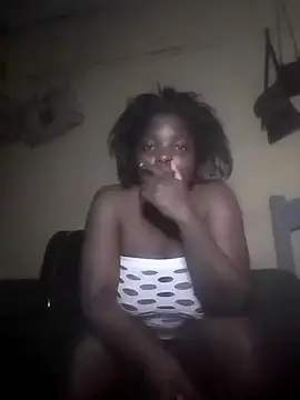 Snapshot of Latifa254 chatting on July 11, 10:33 pm Latifa254 online show from July 11, 10:33 pm