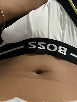 Snapshot of Aron_23cm_bigcock chatting on July 4, 11:44 pm Aron 23cm bigcock online show from July 4, 11:44 pm