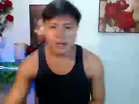 Snapshot of urhunky_ivanx chatting on July 12, 5:15 pm urhunky ivanx online show from July 12, 5:15 pm
