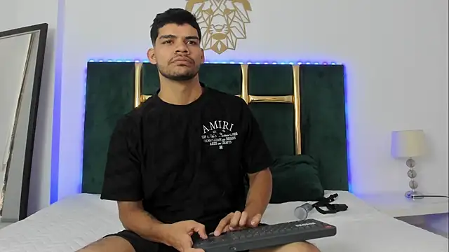 Snapshot of SergioBlakee chatting on July 7, 11:47 am SergioBlakee online show from July 7, 11:47 am